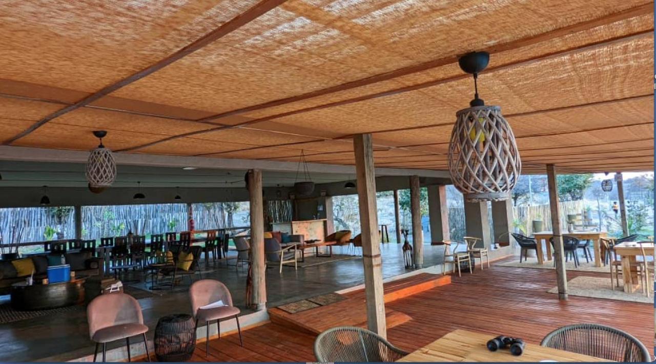 Xhabe Safari Lodge Chobe Muchenje Ngoại thất bức ảnh