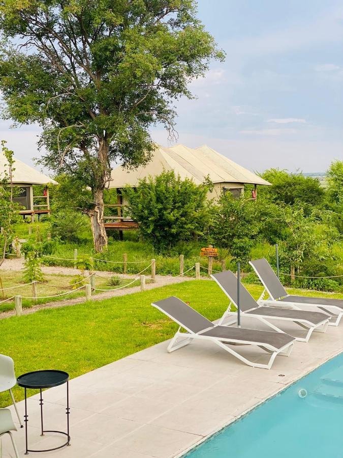 Xhabe Safari Lodge Chobe Muchenje Ngoại thất bức ảnh