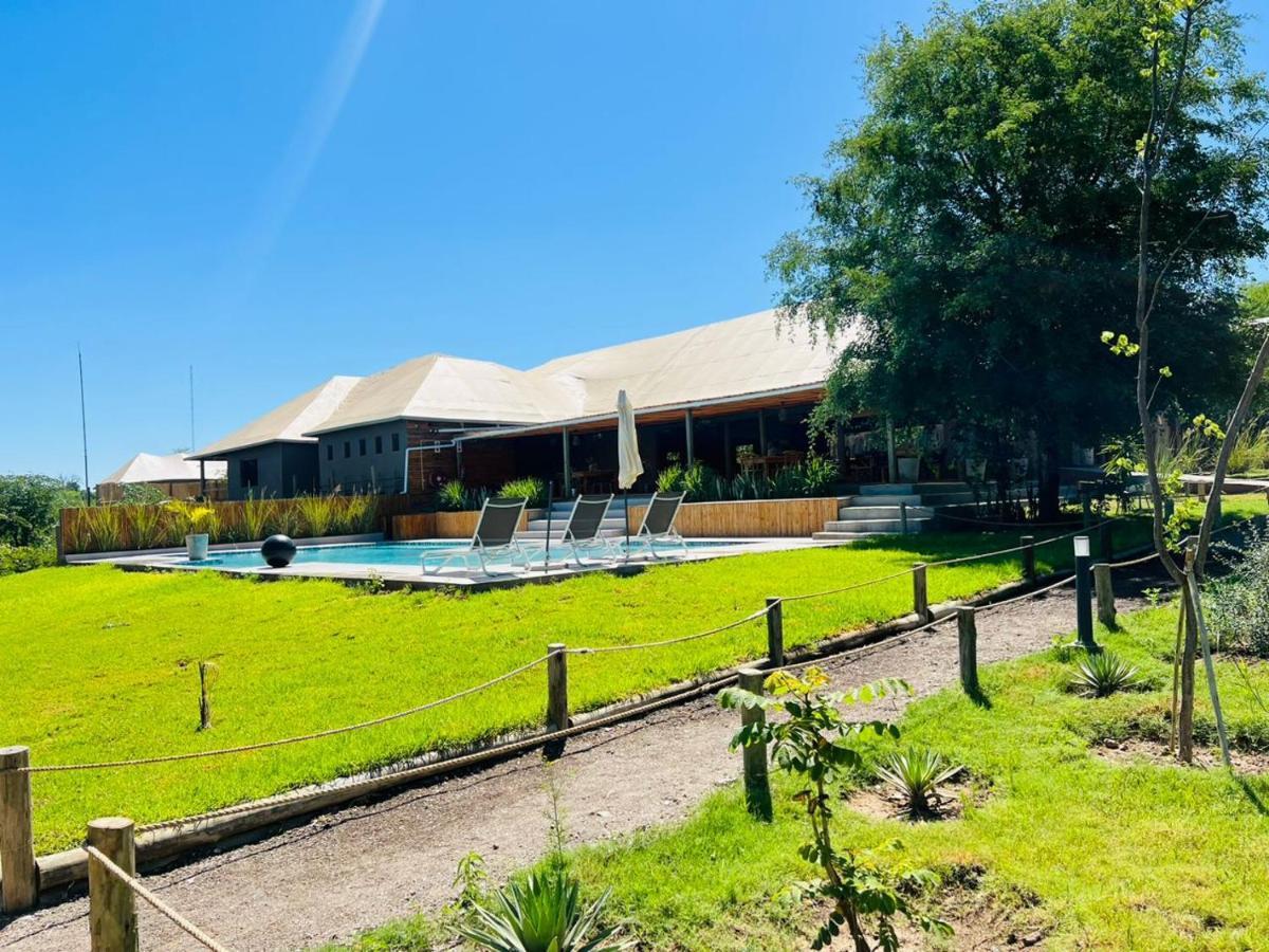 Xhabe Safari Lodge Chobe Muchenje Ngoại thất bức ảnh