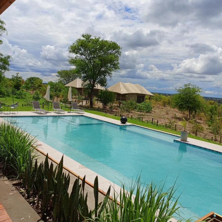 Xhabe Safari Lodge Chobe Muchenje Ngoại thất bức ảnh