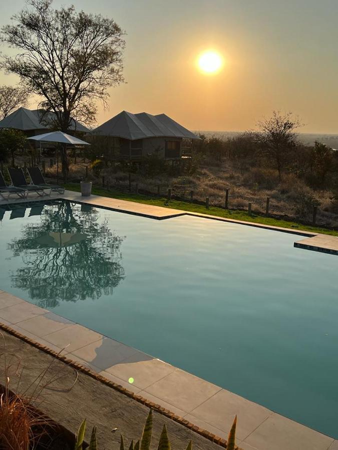 Xhabe Safari Lodge Chobe Muchenje Ngoại thất bức ảnh