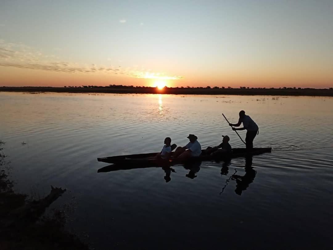 Xhabe Safari Lodge Chobe Muchenje Ngoại thất bức ảnh